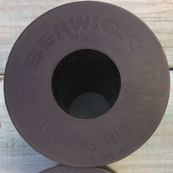 Berwick Crimped Curling Ribbon (2 Spool Set) 3/16-Inch by 500-Yard (NEW) - Picture 5 of 8